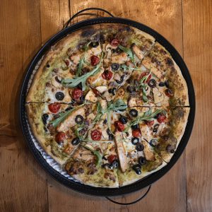 پیتزا چیکن پستو